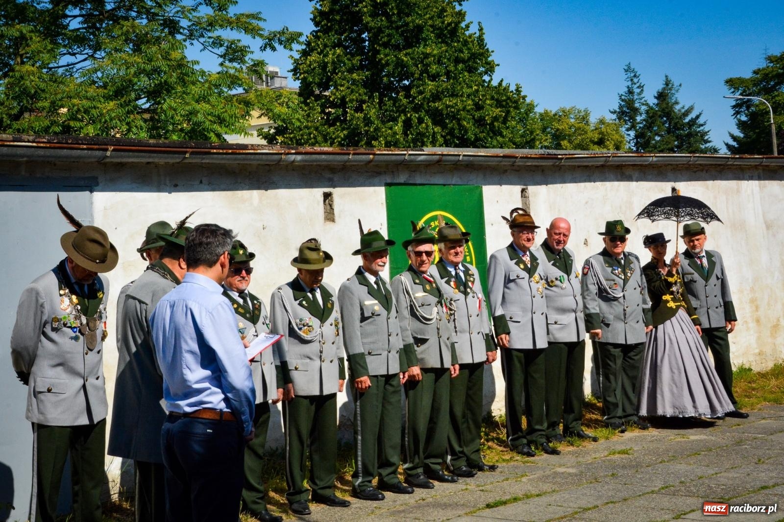 Zdjęcie w galerii na portalu naszraciborz.pl: Racibórz ma nowego króla kurkowego. Strzelanie na 20-lecie bractwa  wiadomości z regionu