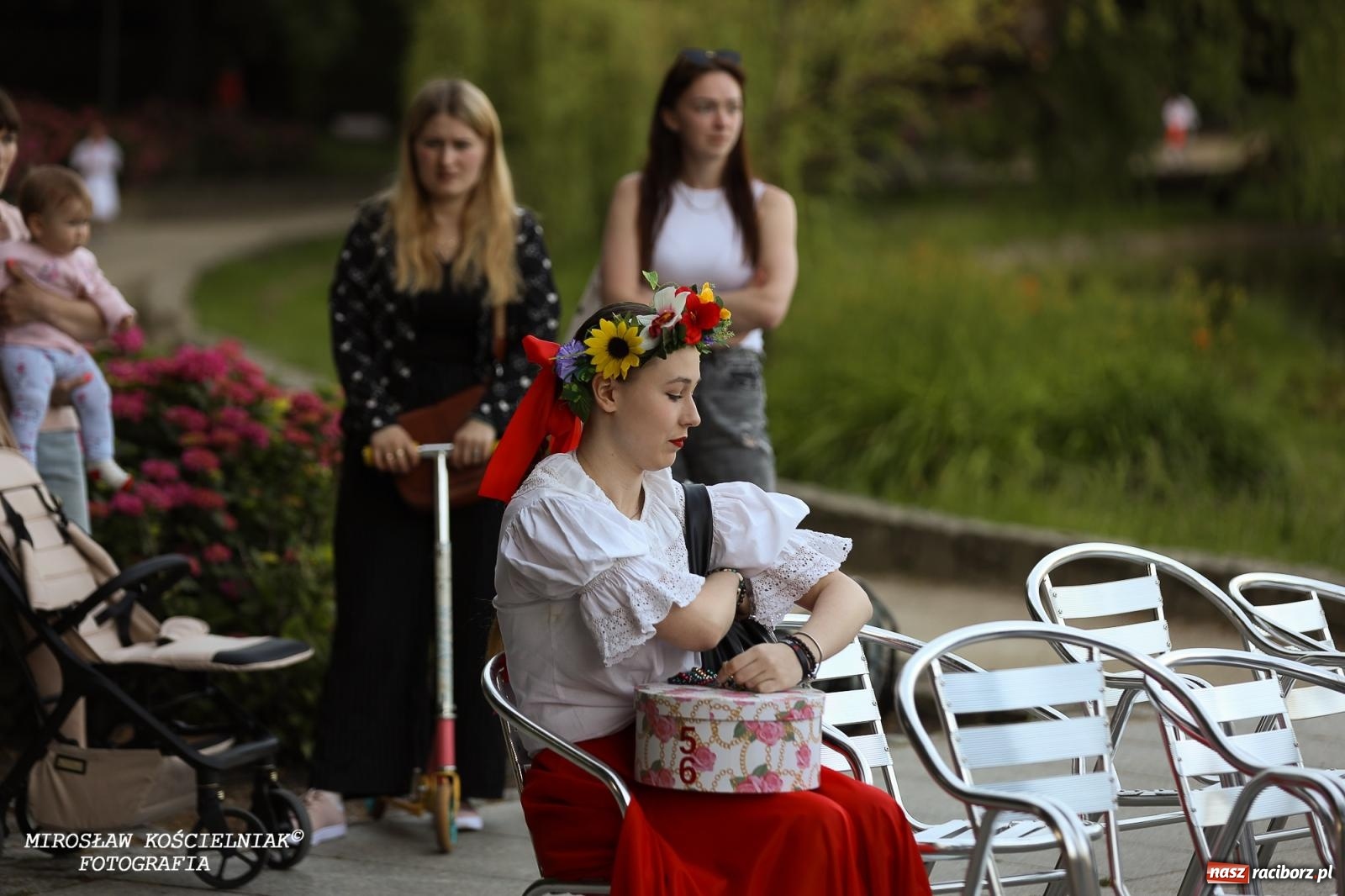 Zdjęcie w galerii na portalu naszraciborz.pl: Noc Świętojańska znów rozświetliła Park Roth - foto na bis! wiadomości z regionu