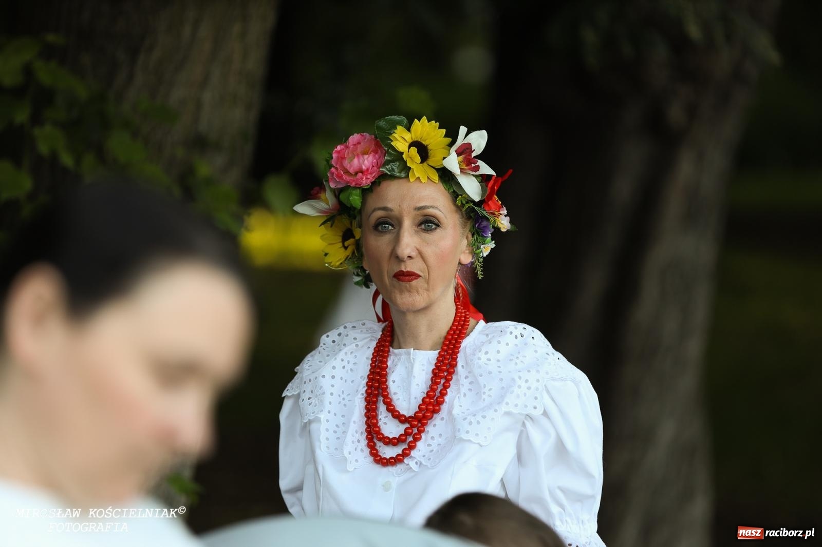 Zdjęcie w galerii na portalu naszraciborz.pl: Noc Świętojańska znów rozświetliła Park Roth - foto na bis! wiadomości z regionu