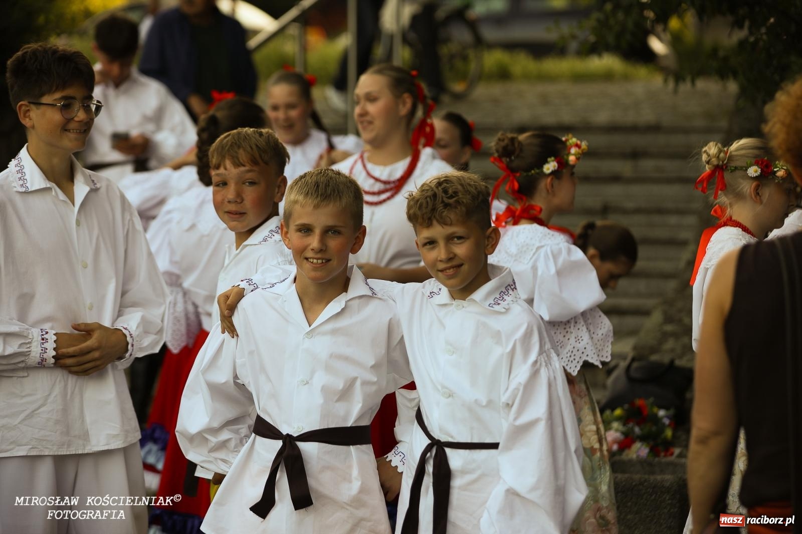 Zdjęcie w galerii na portalu naszraciborz.pl: Noc Świętojańska znów rozświetliła Park Roth - foto na bis! wiadomości z regionu