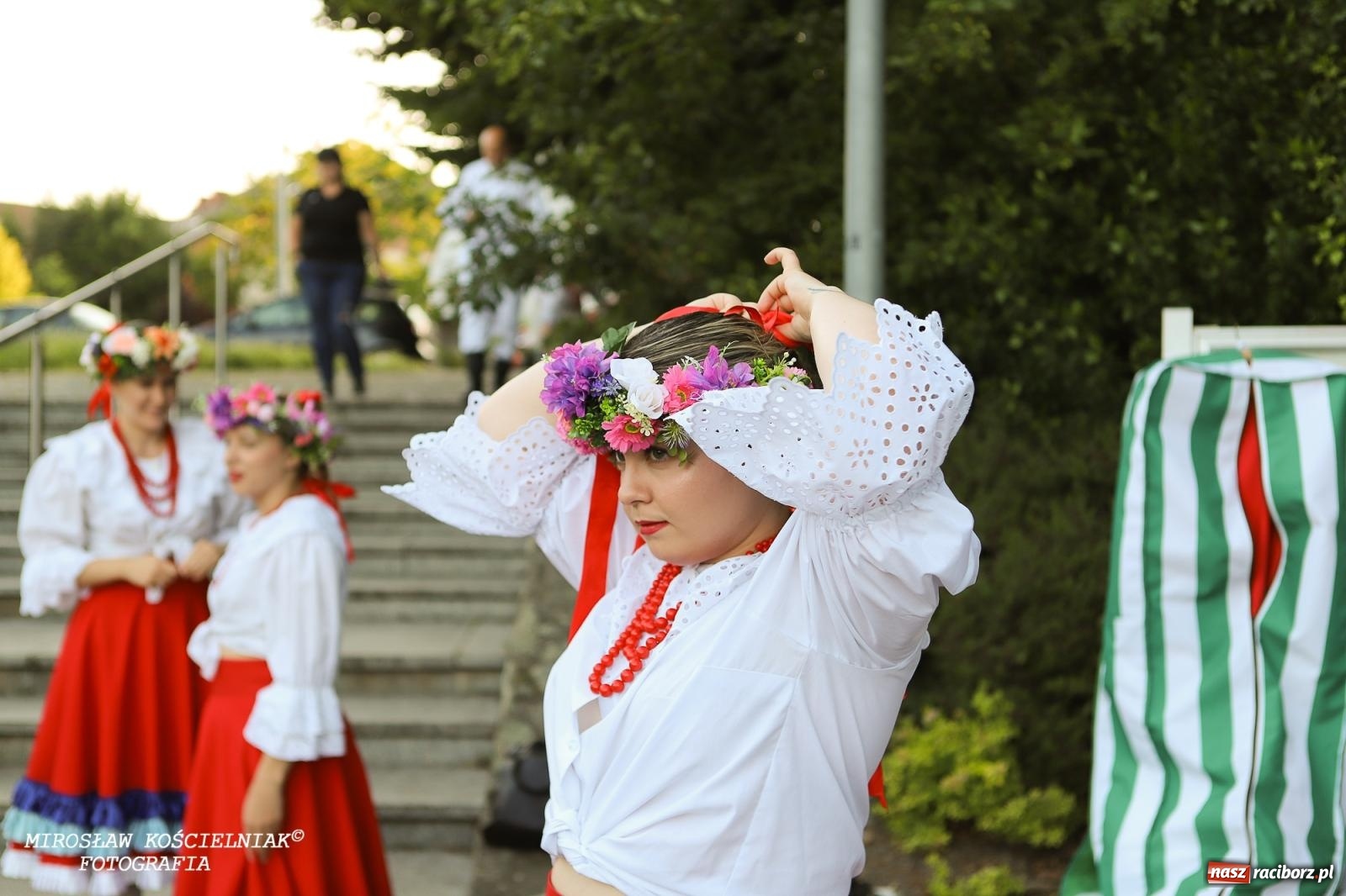 Zdjęcie w galerii na portalu naszraciborz.pl: Noc Świętojańska znów rozświetliła Park Roth - foto na bis! wiadomości z regionu