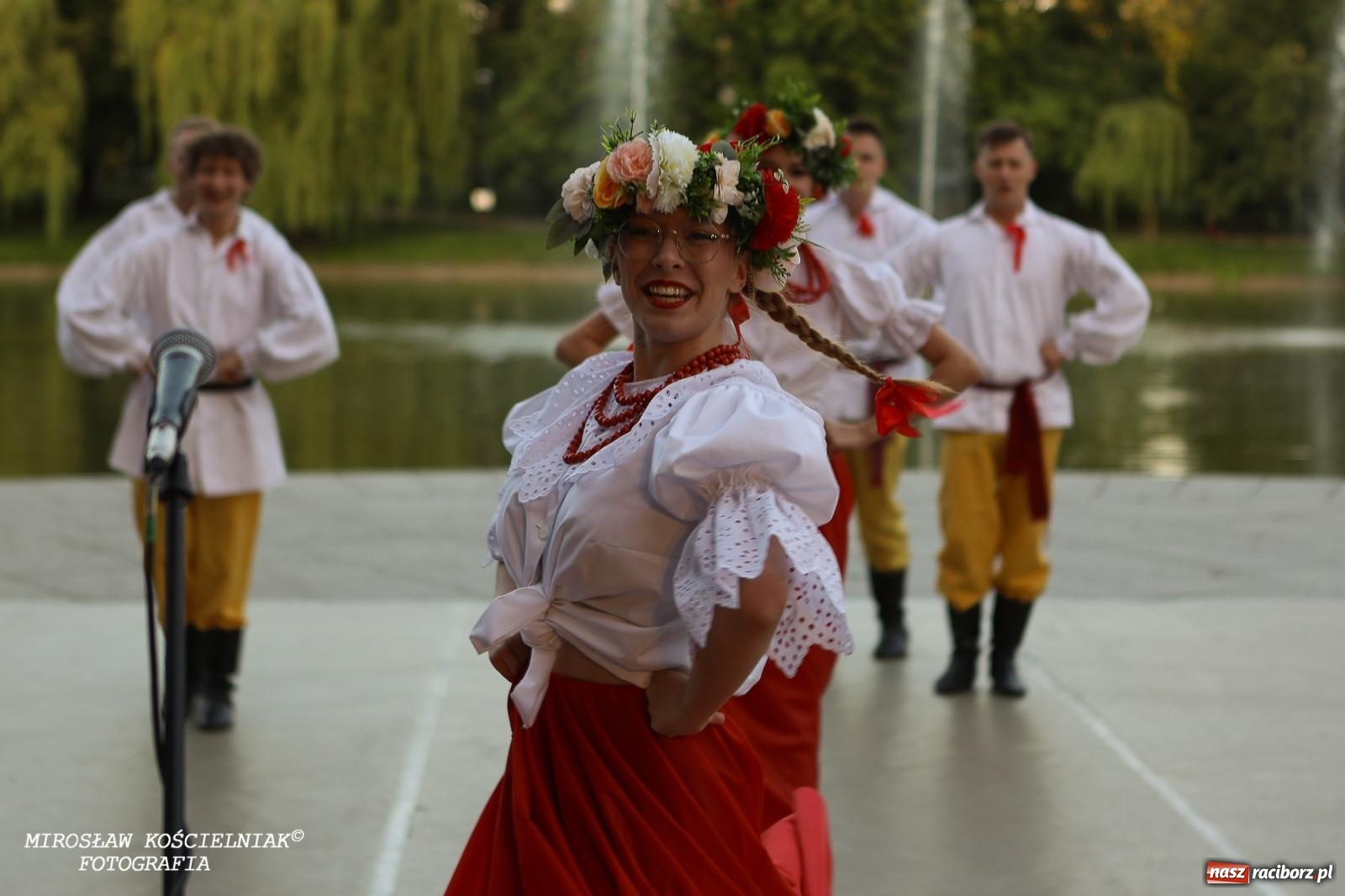 Zdjęcie w galerii na portalu naszraciborz.pl: Noc Świętojańska znów rozświetliła Park Roth - foto na bis! wiadomości z regionu