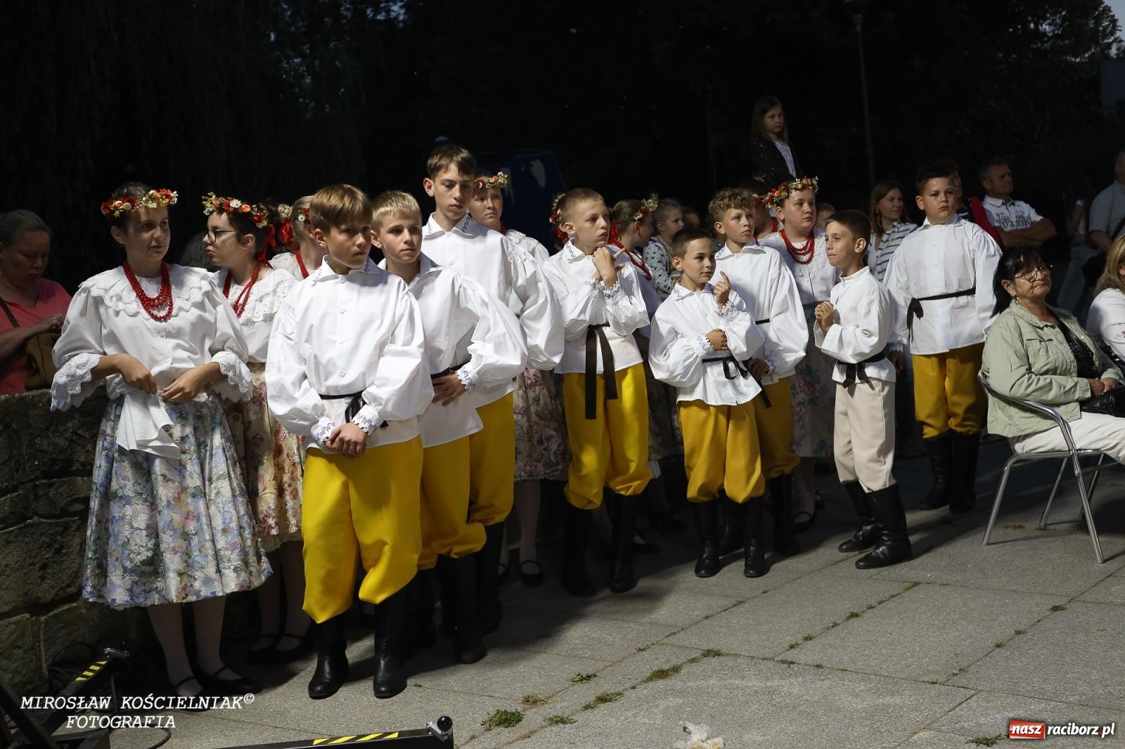 Zdjęcie w galerii na portalu naszraciborz.pl: Noc Świętojańska znów rozświetliła Park Roth - foto na bis! wiadomości z regionu