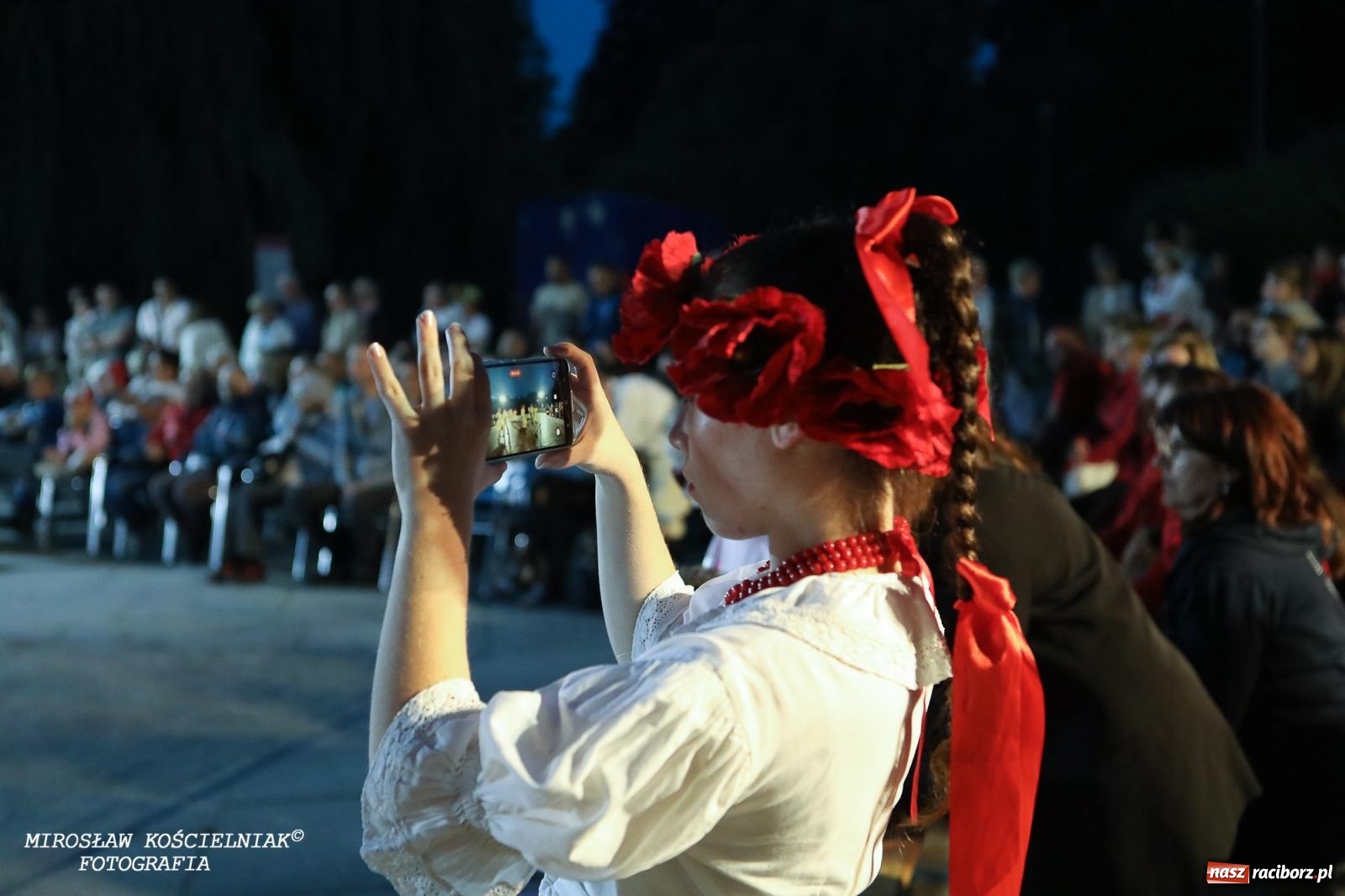 Zdjęcie w galerii na portalu naszraciborz.pl: Noc Świętojańska znów rozświetliła Park Roth - foto na bis! wiadomości z regionu