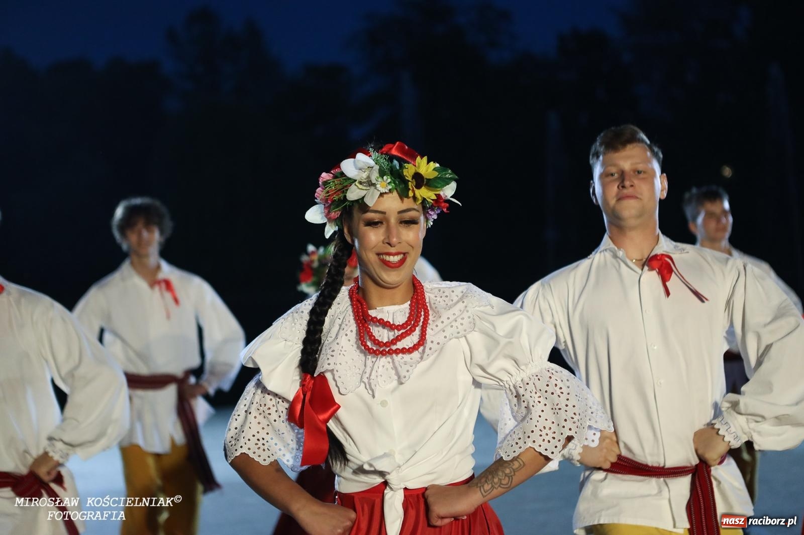 Zdjęcie w galerii na portalu naszraciborz.pl: Noc Świętojańska znów rozświetliła Park Roth - foto na bis! wiadomości z regionu