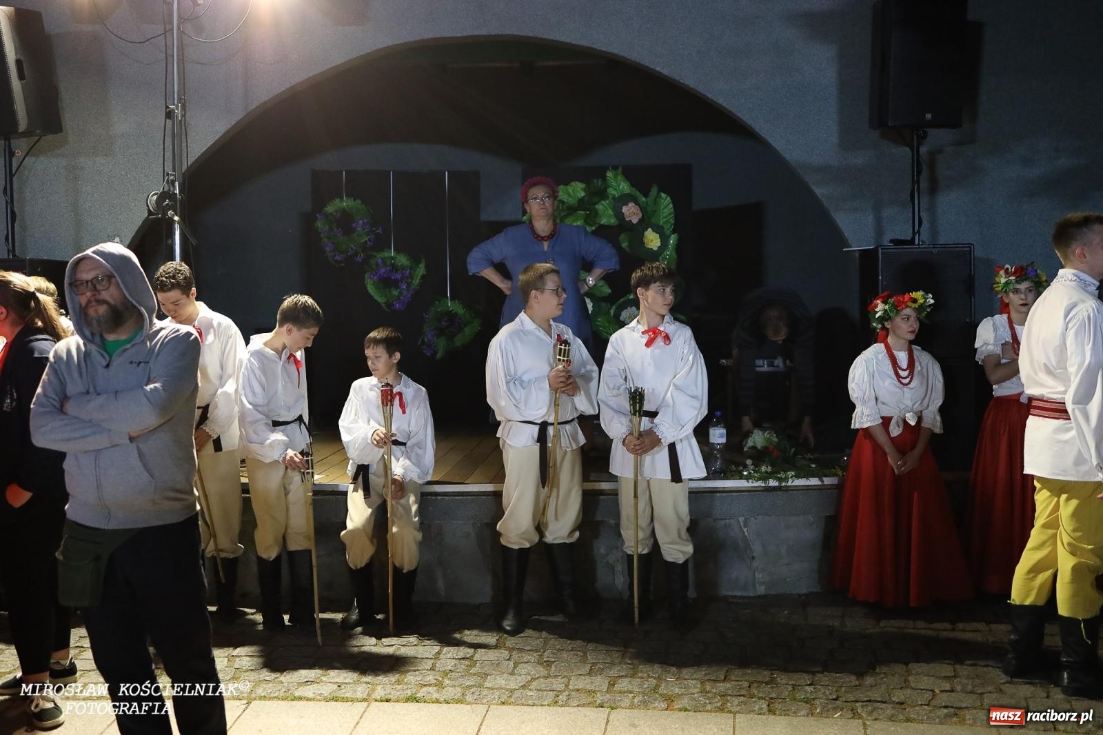 Zdjęcie w galerii na portalu naszraciborz.pl: Noc Świętojańska znów rozświetliła Park Roth - foto na bis! wiadomości z regionu