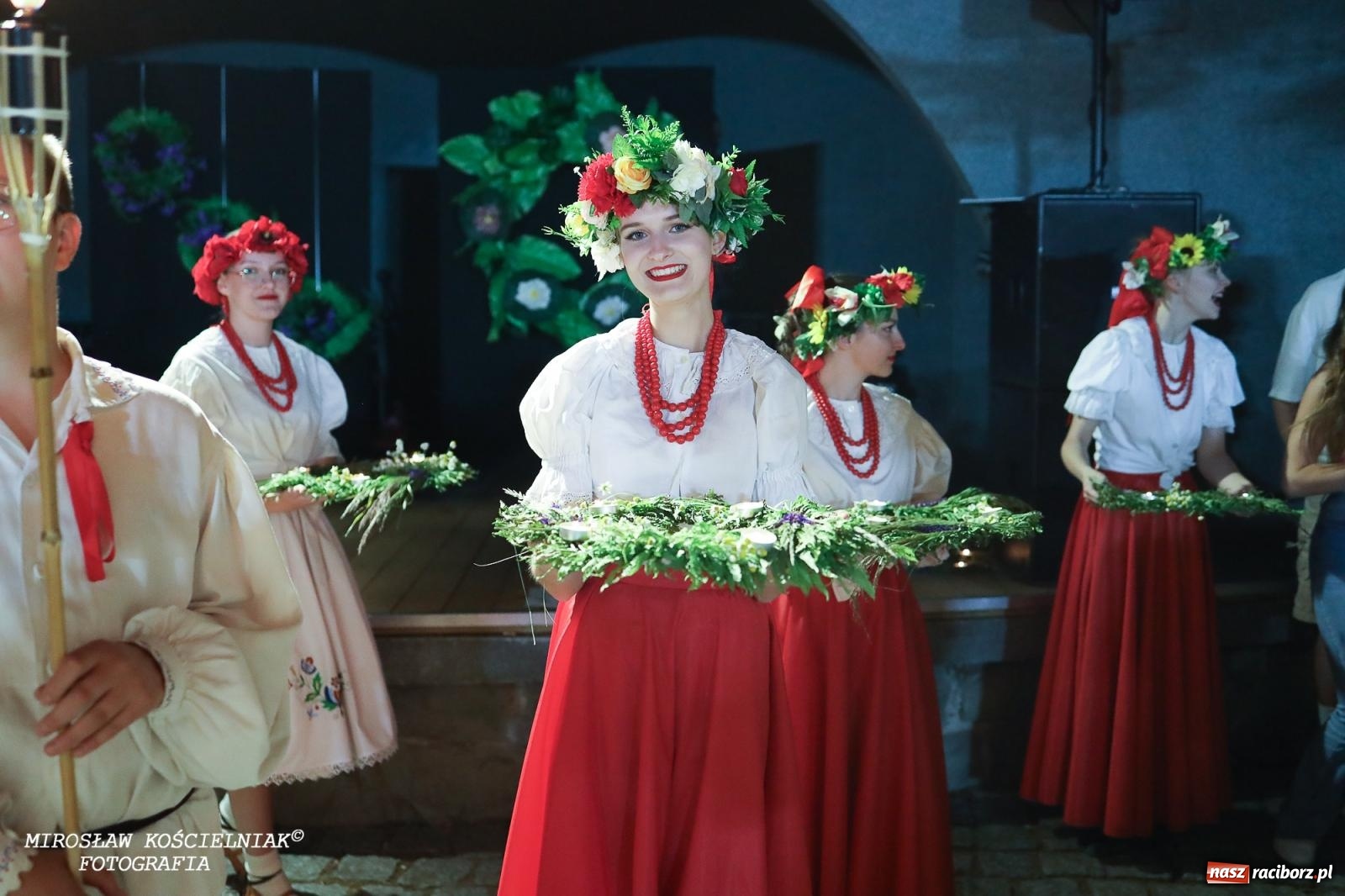 Zdjęcie w galerii na portalu naszraciborz.pl: Noc Świętojańska znów rozświetliła Park Roth - foto na bis! wiadomości z regionu