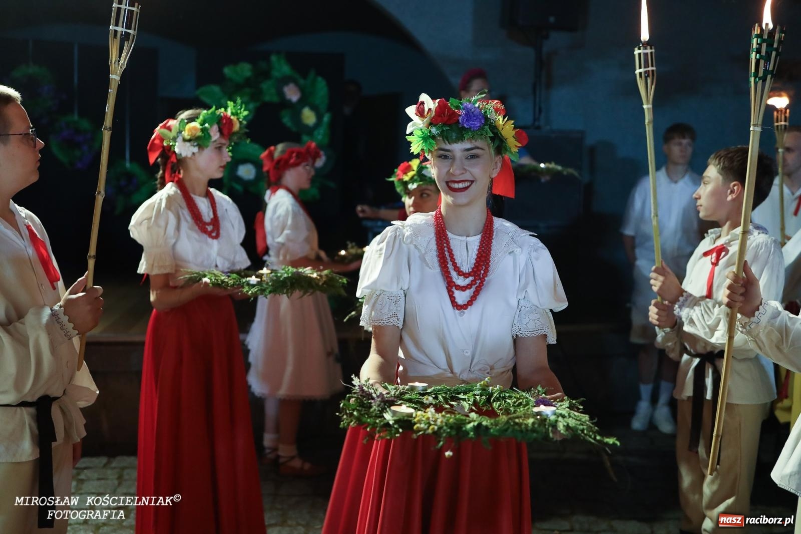 Zdjęcie w galerii na portalu naszraciborz.pl: Noc Świętojańska znów rozświetliła Park Roth - foto na bis! wiadomości z regionu