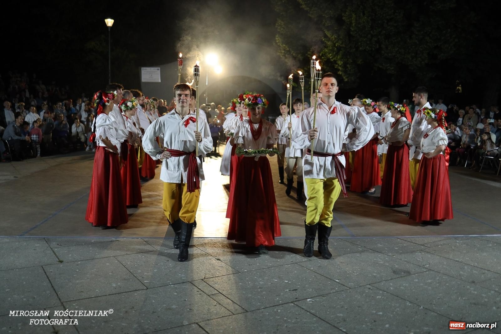 Zdjęcie w galerii na portalu naszraciborz.pl: Noc Świętojańska znów rozświetliła Park Roth - foto na bis! wiadomości z regionu