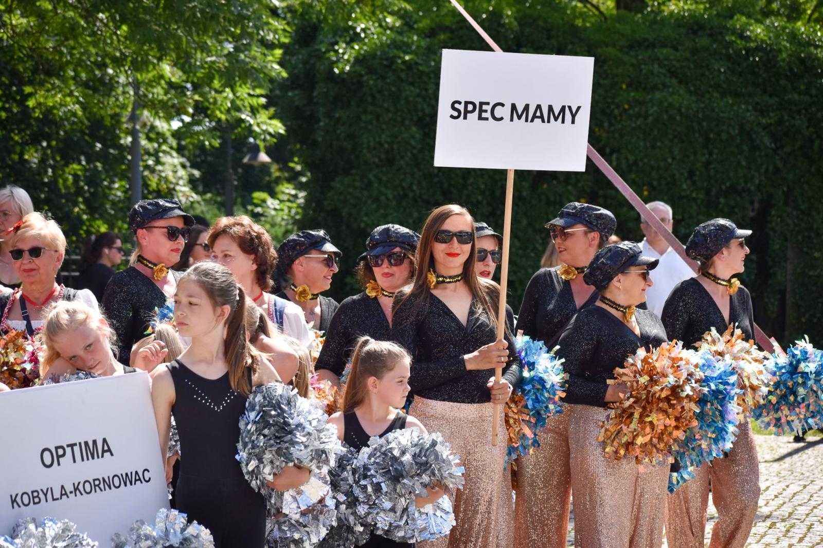 Zdjęcie w galerii na portalu naszraciborz.pl: Zamek Piastowski sercem święta kultur – Powiat Raciborski celebruje różnorodność wiadomości z regionu