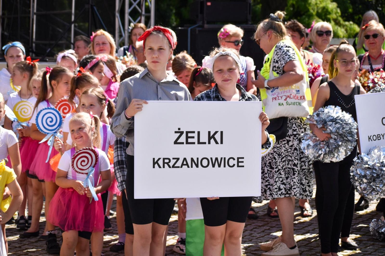 Zdjęcie w galerii na portalu naszraciborz.pl: Zamek Piastowski sercem święta kultur – Powiat Raciborski celebruje różnorodność wiadomości z regionu