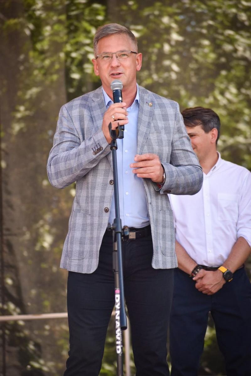 Zdjęcie w galerii na portalu naszraciborz.pl: Zamek Piastowski sercem święta kultur – Powiat Raciborski celebruje różnorodność wiadomości z regionu