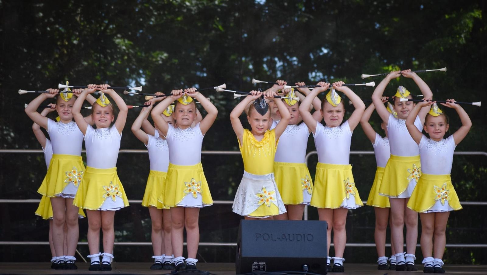 Zdjęcie w galerii na portalu naszraciborz.pl: Zamek Piastowski sercem święta kultur – Powiat Raciborski celebruje różnorodność wiadomości z regionu