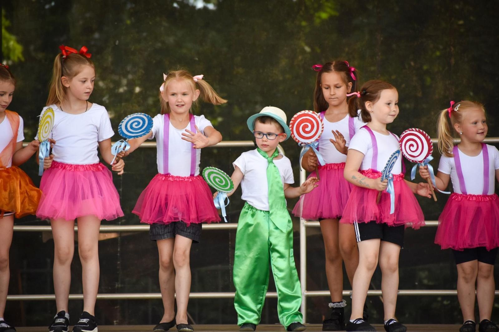 Zdjęcie w galerii na portalu naszraciborz.pl: Zamek Piastowski sercem święta kultur – Powiat Raciborski celebruje różnorodność wiadomości z regionu