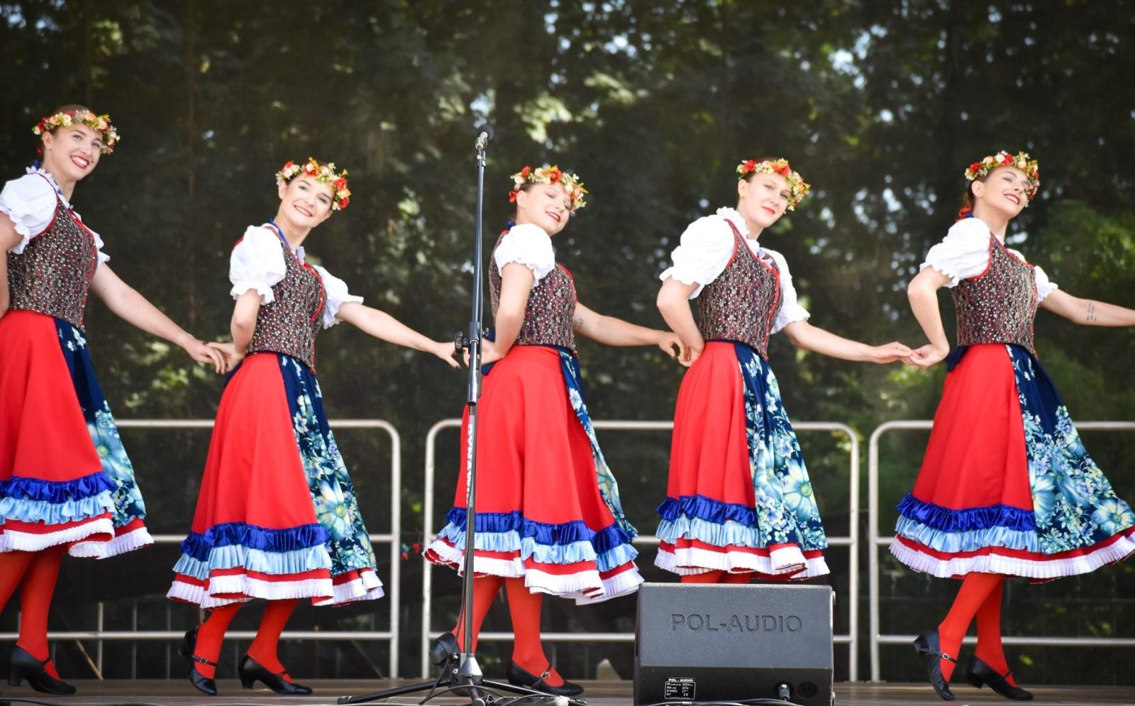 Zdjęcie w galerii na portalu naszraciborz.pl: Zamek Piastowski sercem święta kultur – Powiat Raciborski celebruje różnorodność wiadomości z regionu