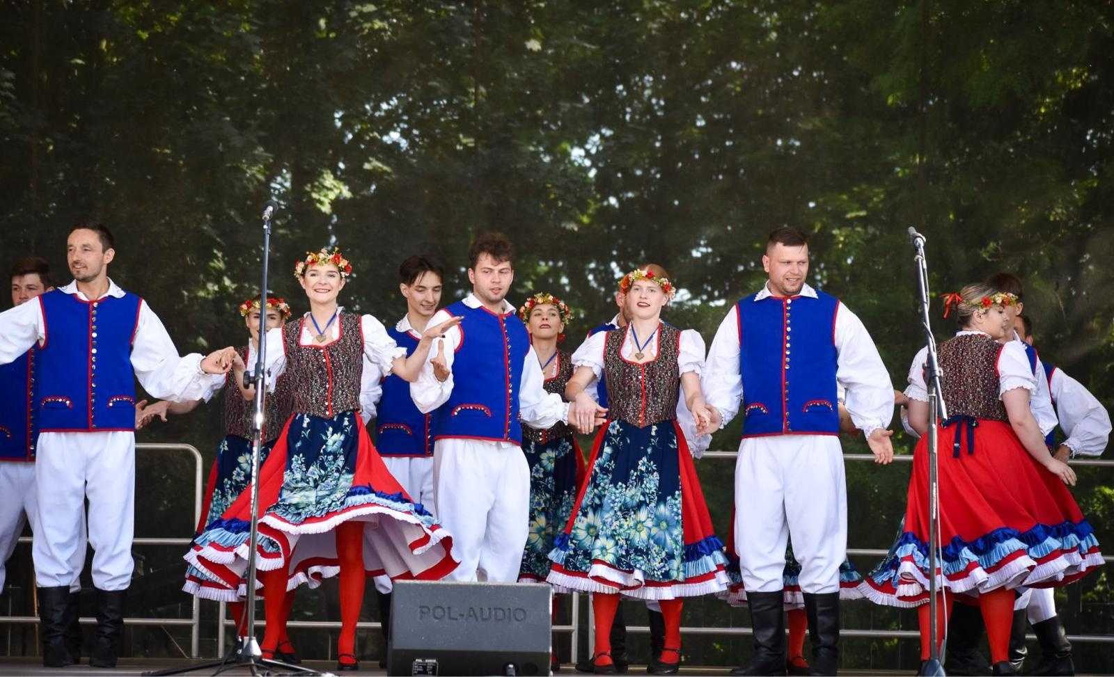 Zdjęcie w galerii na portalu naszraciborz.pl: Zamek Piastowski sercem święta kultur – Powiat Raciborski celebruje różnorodność wiadomości z regionu