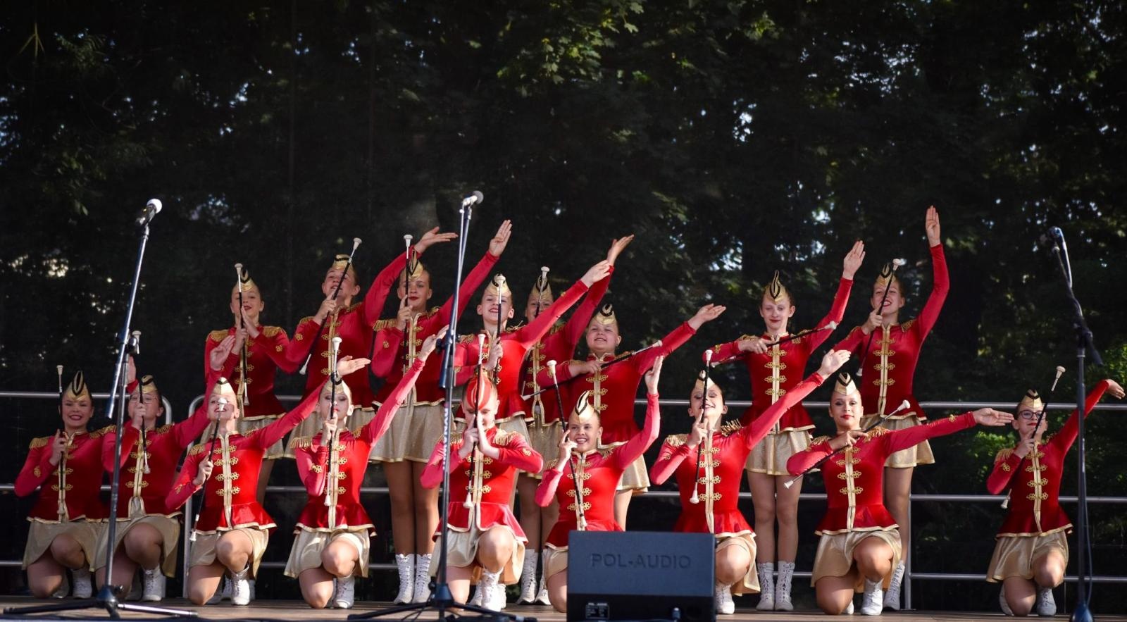 Zdjęcie w galerii na portalu naszraciborz.pl: Zamek Piastowski sercem święta kultur – Powiat Raciborski celebruje różnorodność wiadomości z regionu
