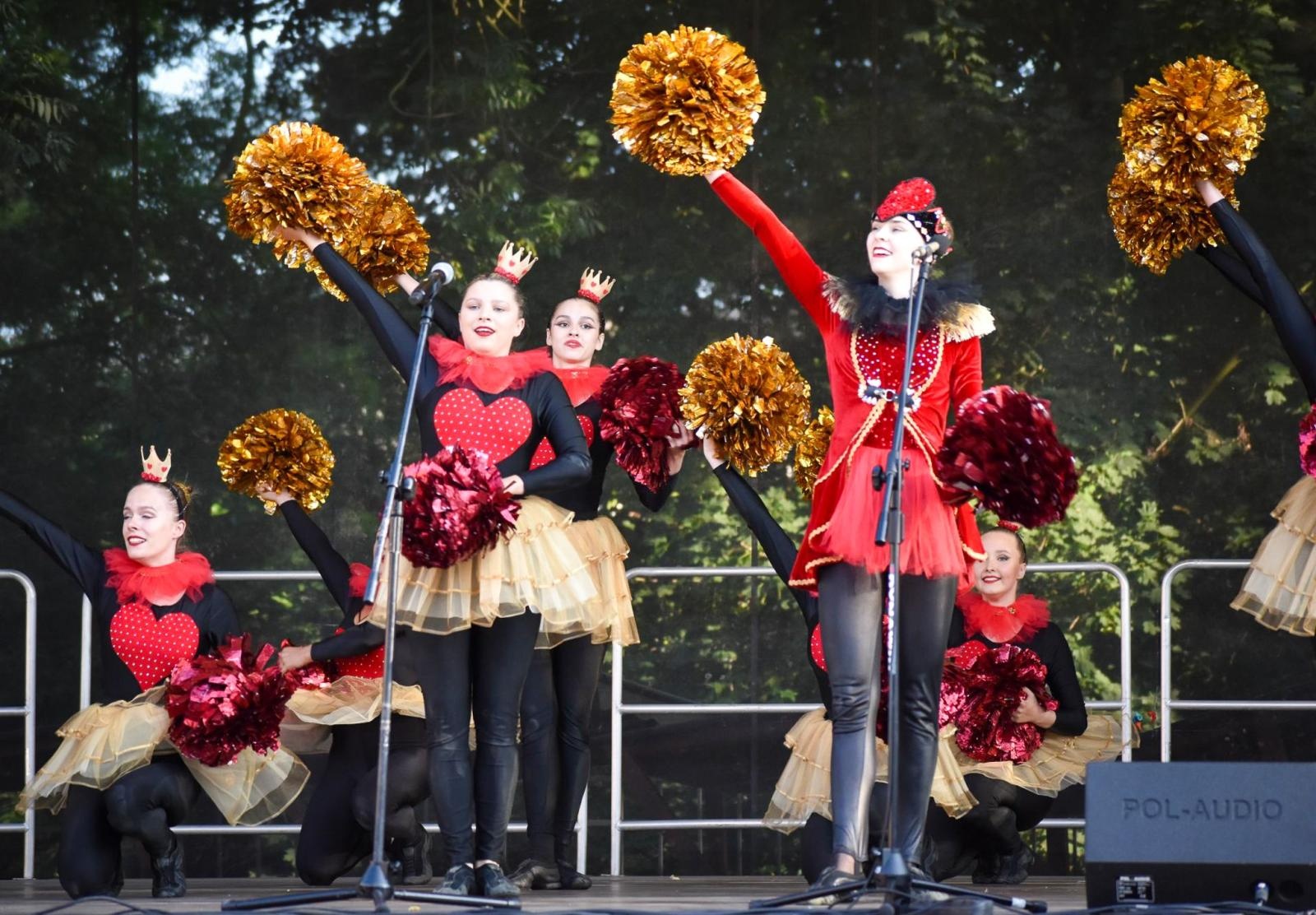 Zdjęcie w galerii na portalu naszraciborz.pl: Zamek Piastowski sercem święta kultur – Powiat Raciborski celebruje różnorodność wiadomości z regionu