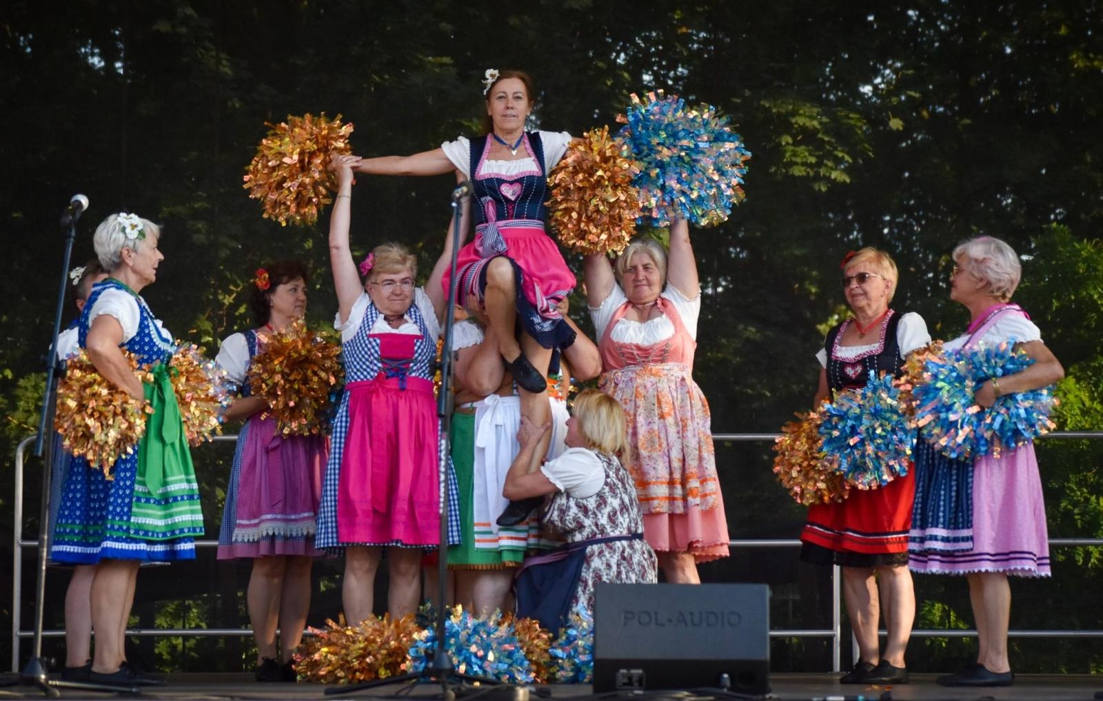 Zdjęcie w galerii na portalu naszraciborz.pl: Zamek Piastowski sercem święta kultur – Powiat Raciborski celebruje różnorodność wiadomości z regionu