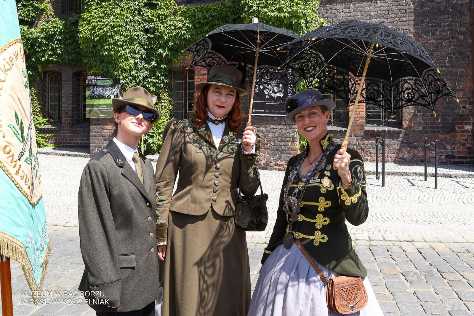 Zdjęcie w galerii na portalu naszraciborz.pl: Niech żyje król! - Intronizacja króla kurkowego w Raciborzu wiadomości z regionu