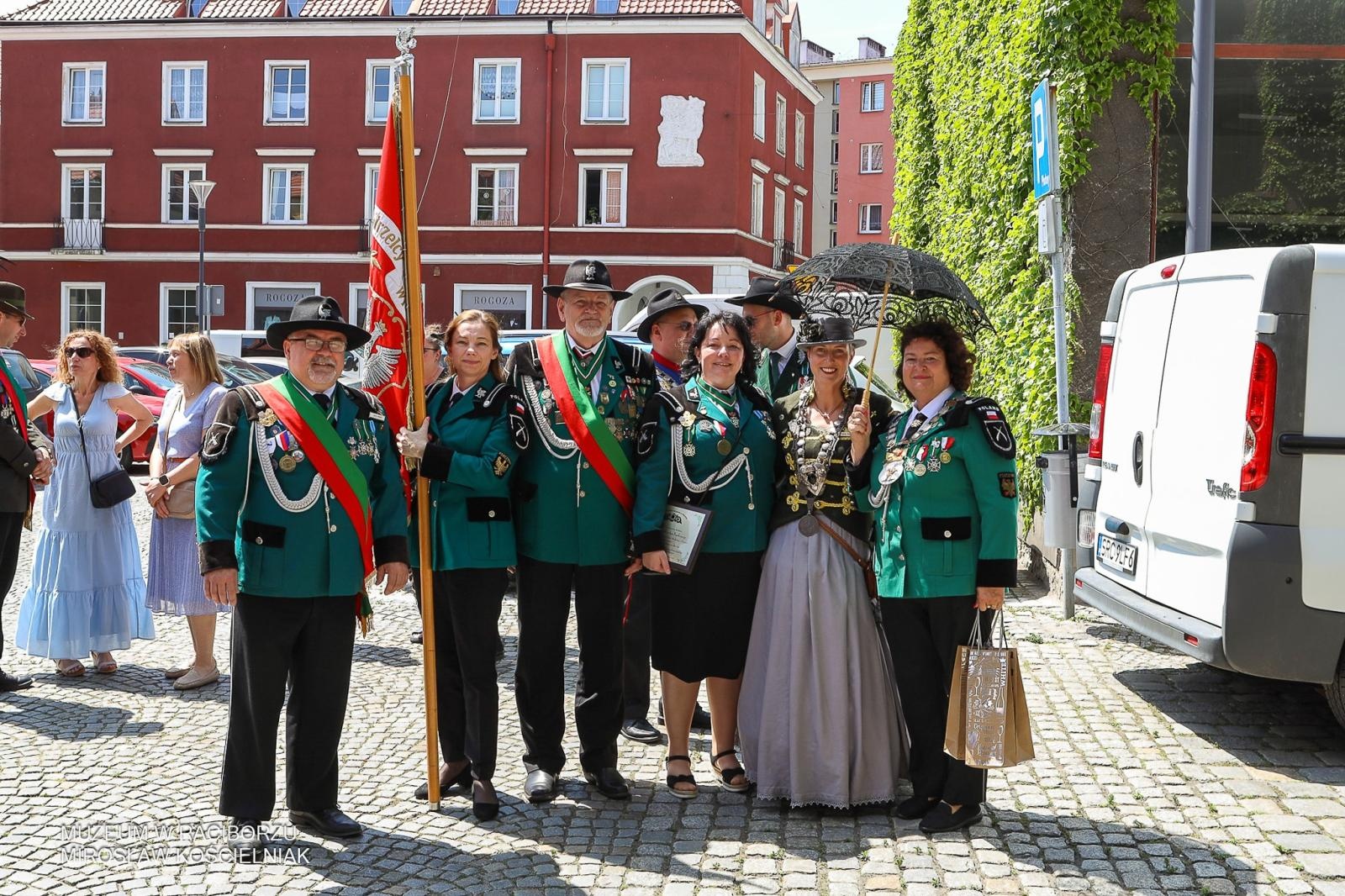 Zdjęcie w galerii na portalu naszraciborz.pl: Niech żyje król! - Intronizacja króla kurkowego w Raciborzu wiadomości z regionu