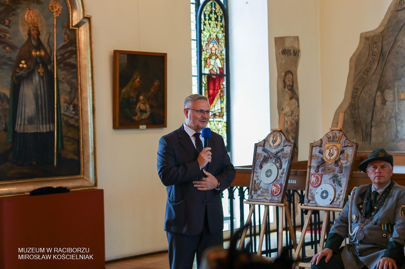 Zdjęcie w galerii na portalu naszraciborz.pl: Niech żyje król! - Intronizacja króla kurkowego w Raciborzu wiadomości z regionu