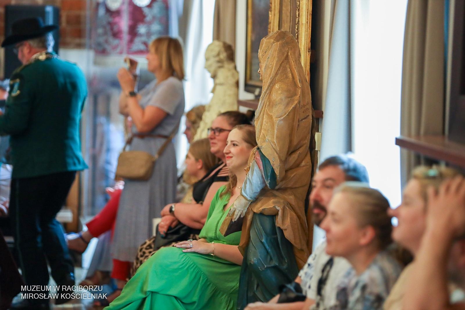 Zdjęcie w galerii na portalu naszraciborz.pl: Niech żyje król! - Intronizacja króla kurkowego w Raciborzu wiadomości z regionu