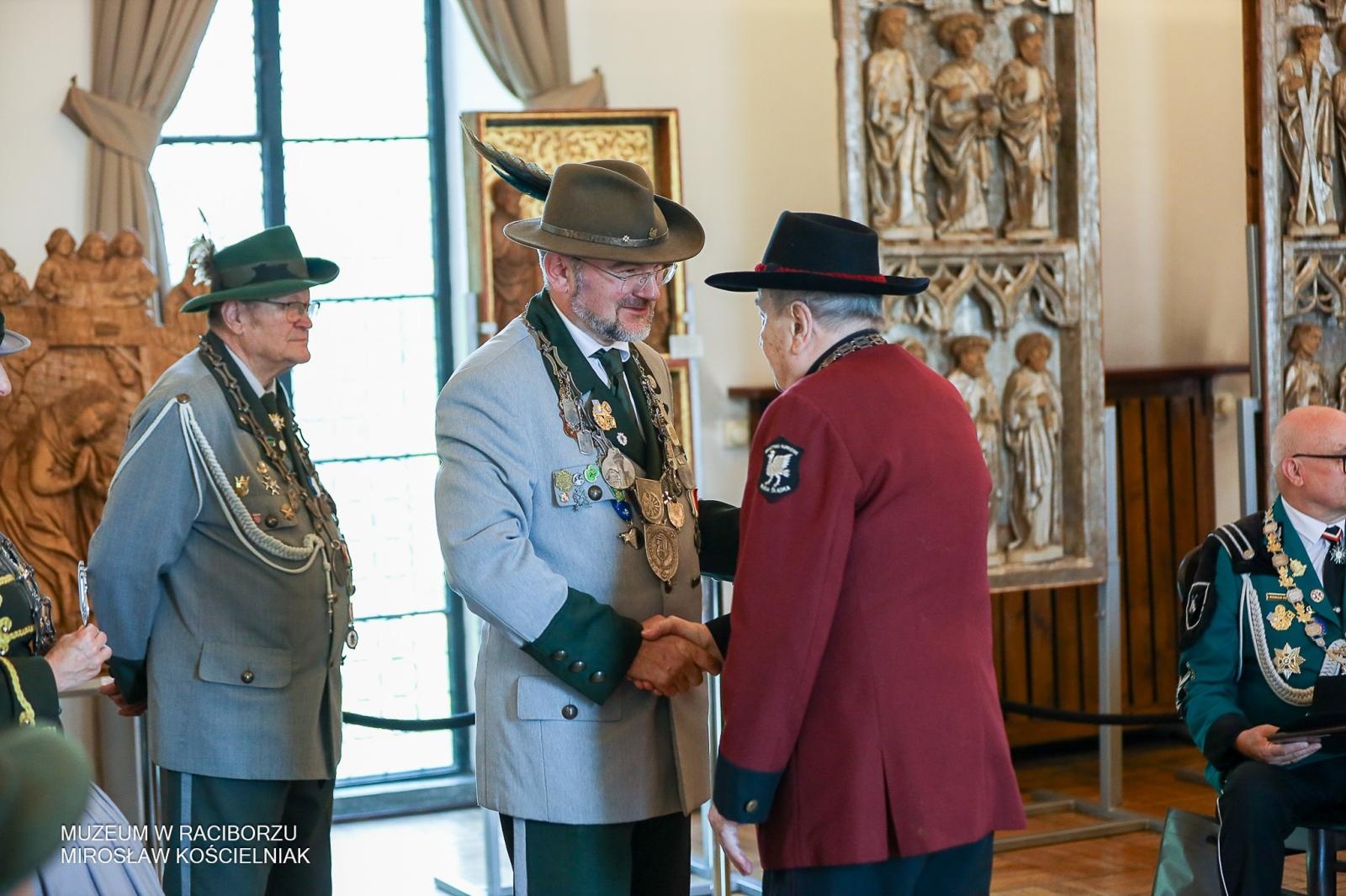 Zdjęcie w galerii na portalu naszraciborz.pl: Niech żyje król! - Intronizacja króla kurkowego w Raciborzu wiadomości z regionu