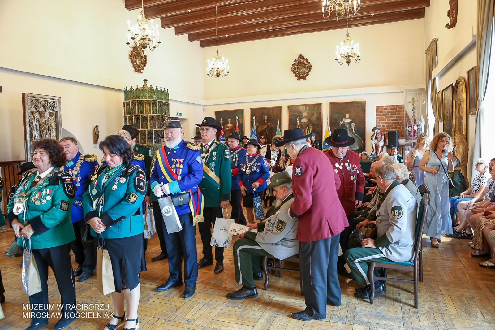 Zdjęcie w galerii na portalu naszraciborz.pl: Niech żyje król! - Intronizacja króla kurkowego w Raciborzu wiadomości z regionu