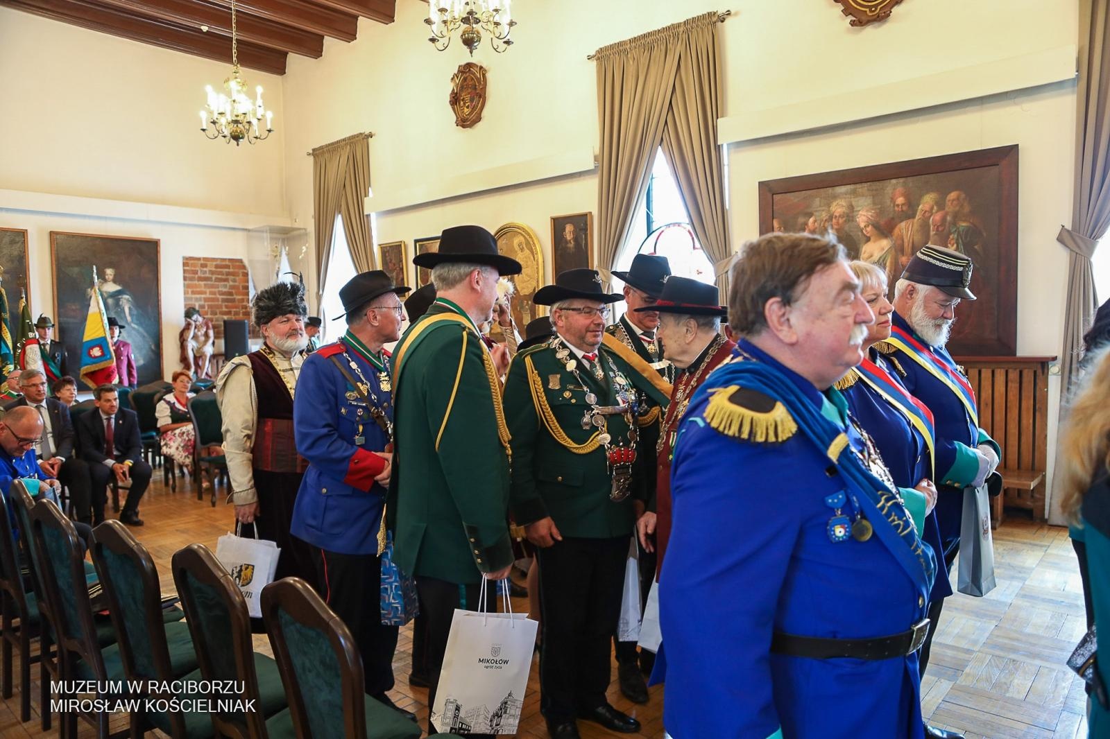 Zdjęcie w galerii na portalu naszraciborz.pl: Niech żyje król! - Intronizacja króla kurkowego w Raciborzu wiadomości z regionu