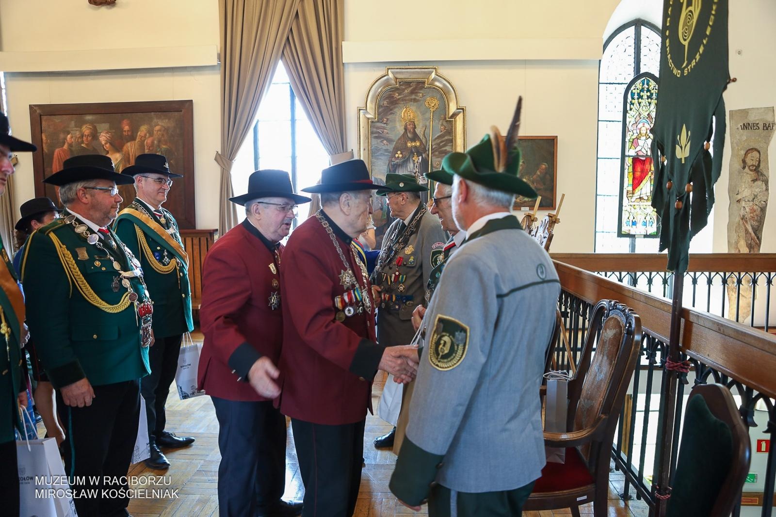 Zdjęcie w galerii na portalu naszraciborz.pl: Niech żyje król! - Intronizacja króla kurkowego w Raciborzu wiadomości z regionu
