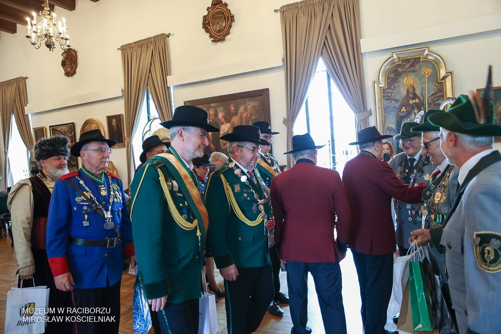 Zdjęcie w galerii na portalu naszraciborz.pl: Niech żyje król! - Intronizacja króla kurkowego w Raciborzu wiadomości z regionu