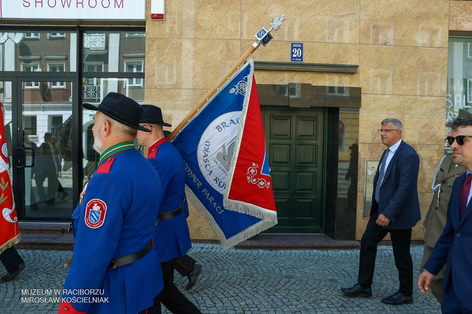 Zdjęcie w galerii na portalu naszraciborz.pl: Niech żyje król! - Intronizacja króla kurkowego w Raciborzu wiadomości z regionu