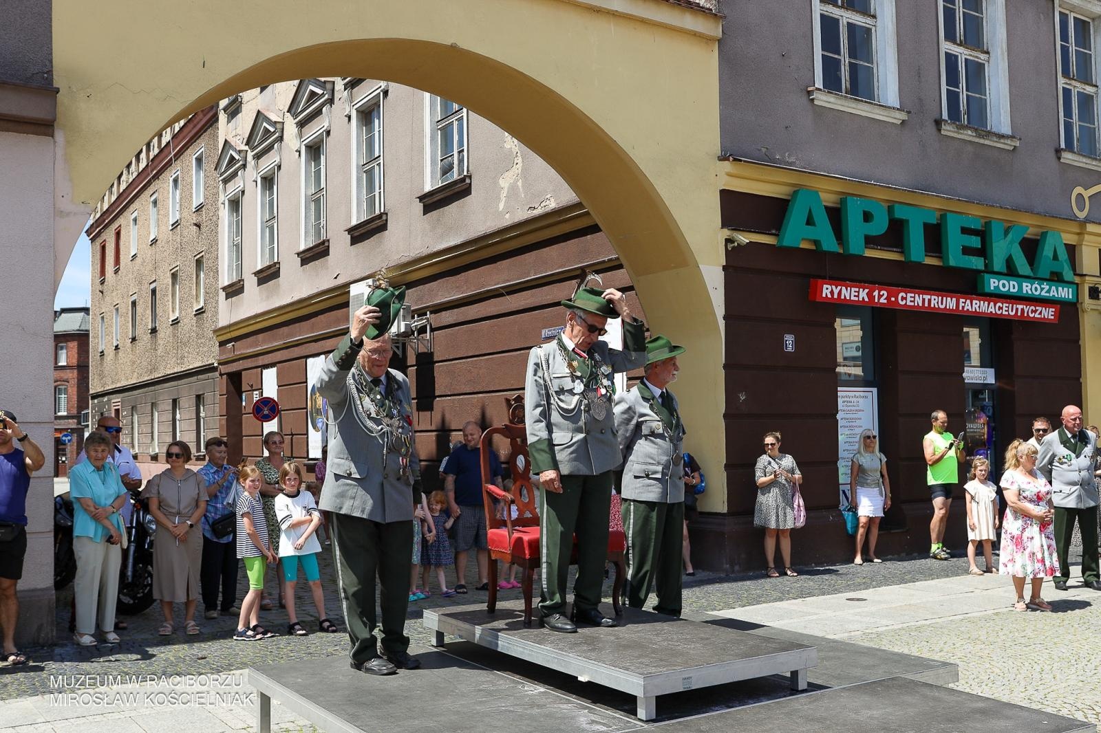 Zdjęcie w galerii na portalu naszraciborz.pl: Niech żyje król! - Intronizacja króla kurkowego w Raciborzu wiadomości z regionu