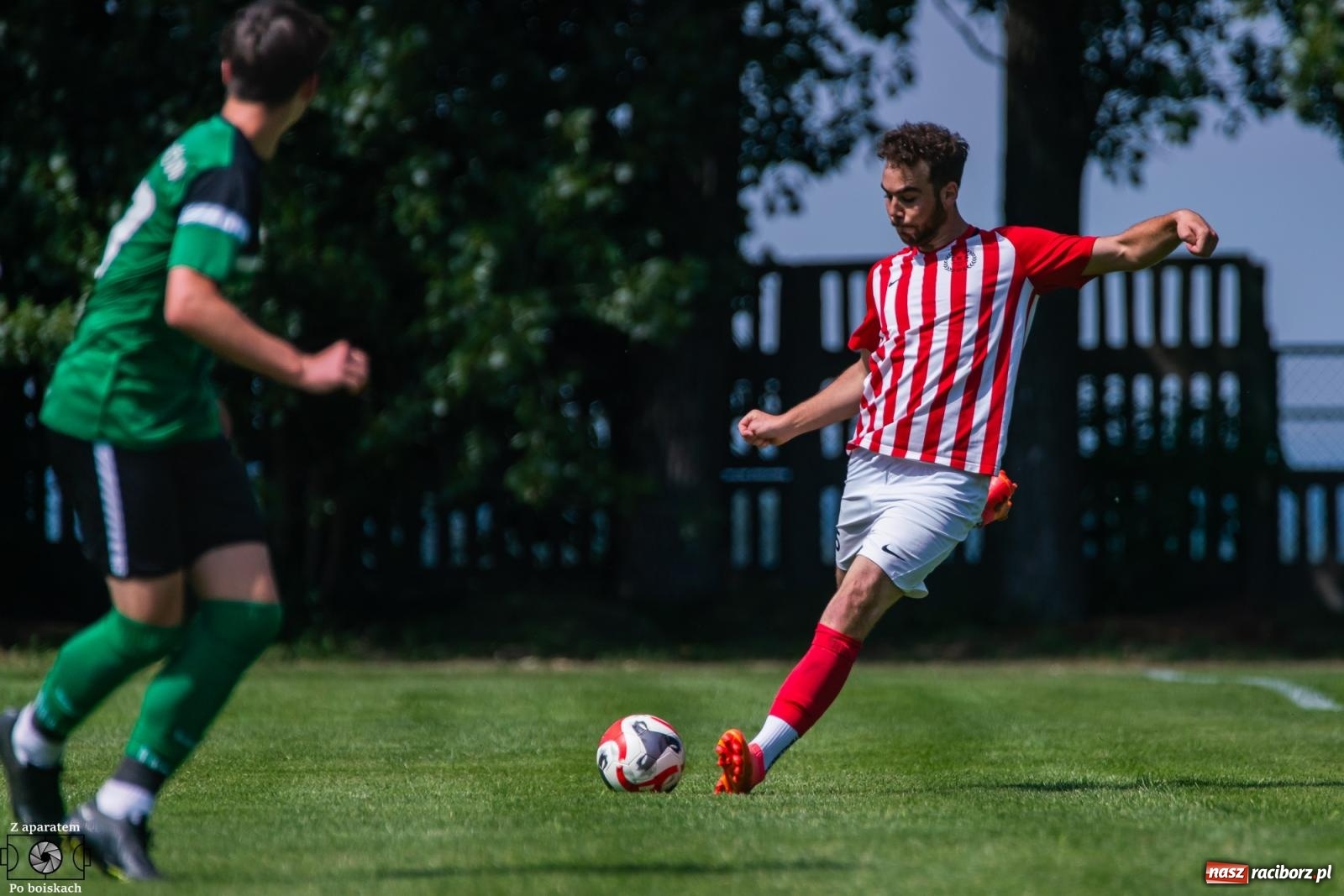Zdjęcie w galerii na portalu naszraciborz.pl: Derbowe emocje i powrót do A klasy: Owsiszcze górą w barażowym starciu z rezerwami Tworkowa [FOTO] wiadomości z regionu