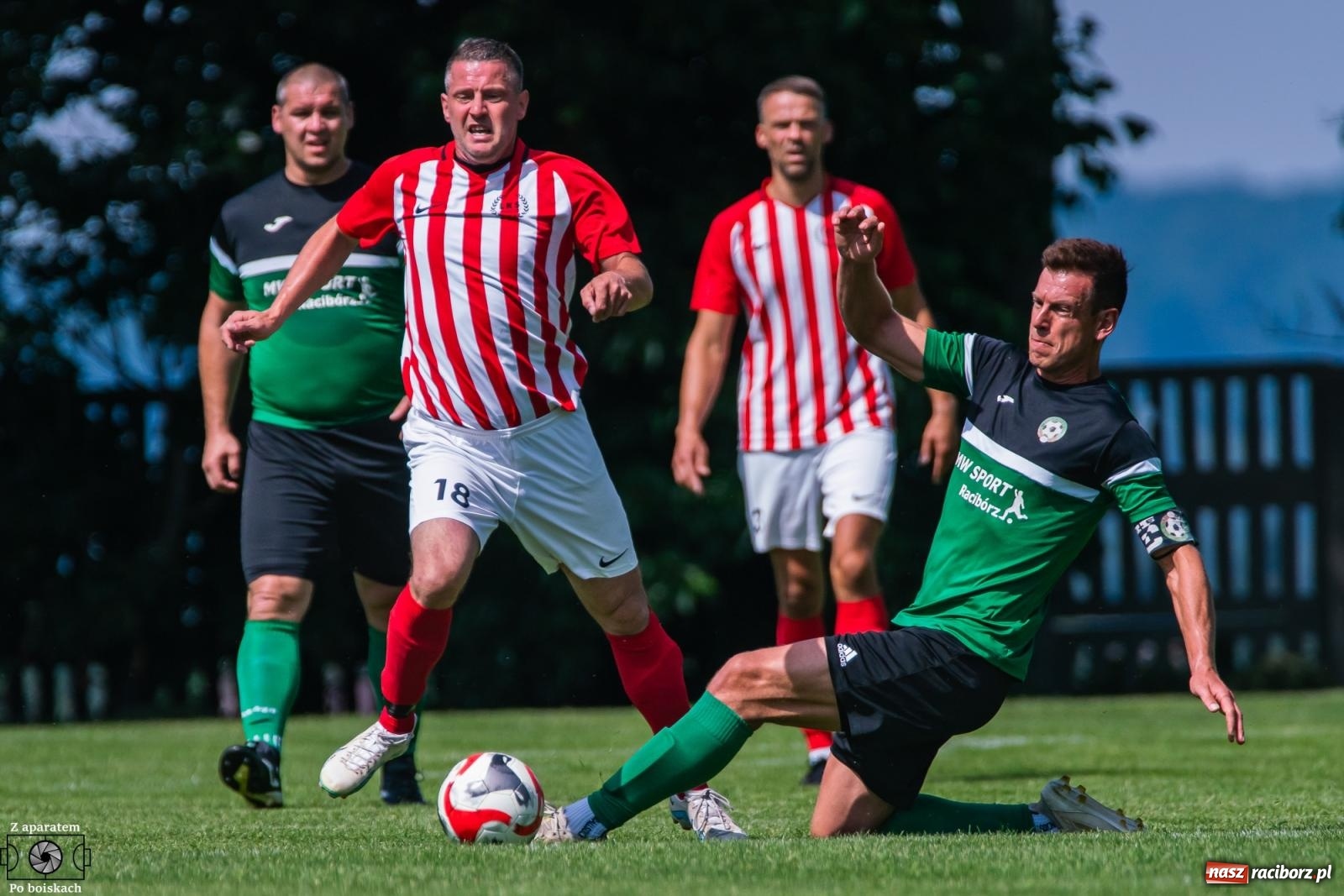 Zdjęcie w galerii na portalu naszraciborz.pl: Derbowe emocje i powrót do A klasy: Owsiszcze górą w barażowym starciu z rezerwami Tworkowa [FOTO] wiadomości z regionu