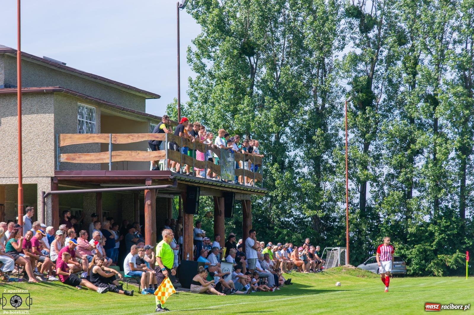 Zdjęcie w galerii na portalu naszraciborz.pl: Derbowe emocje i powrót do A klasy: Owsiszcze górą w barażowym starciu z rezerwami Tworkowa [FOTO] wiadomości z regionu