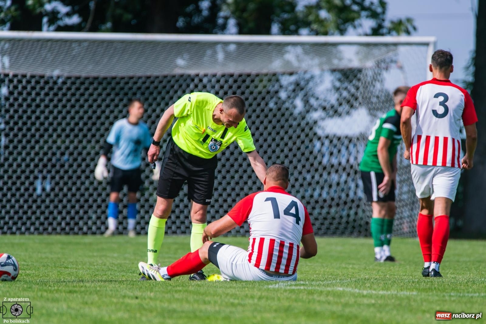 Zdjęcie w galerii na portalu naszraciborz.pl: Derbowe emocje i powrót do A klasy: Owsiszcze górą w barażowym starciu z rezerwami Tworkowa [FOTO] wiadomości z regionu