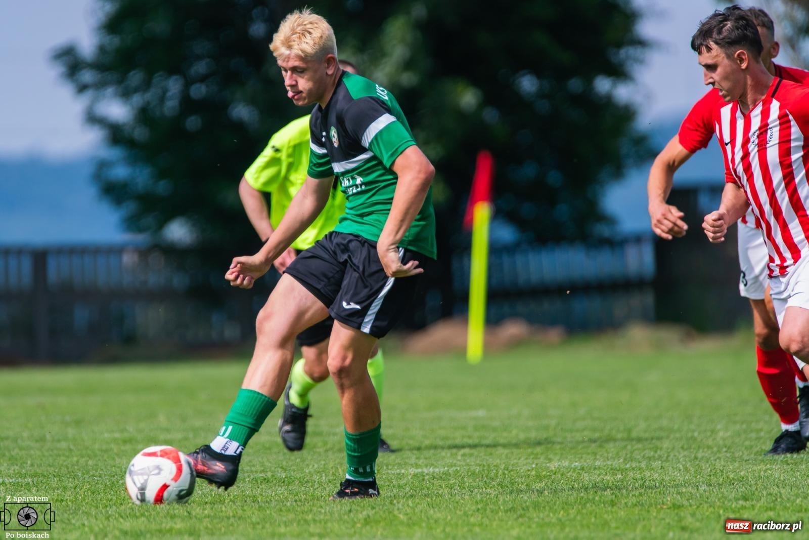 Zdjęcie w galerii na portalu naszraciborz.pl: Derbowe emocje i powrót do A klasy: Owsiszcze górą w barażowym starciu z rezerwami Tworkowa [FOTO] wiadomości z regionu