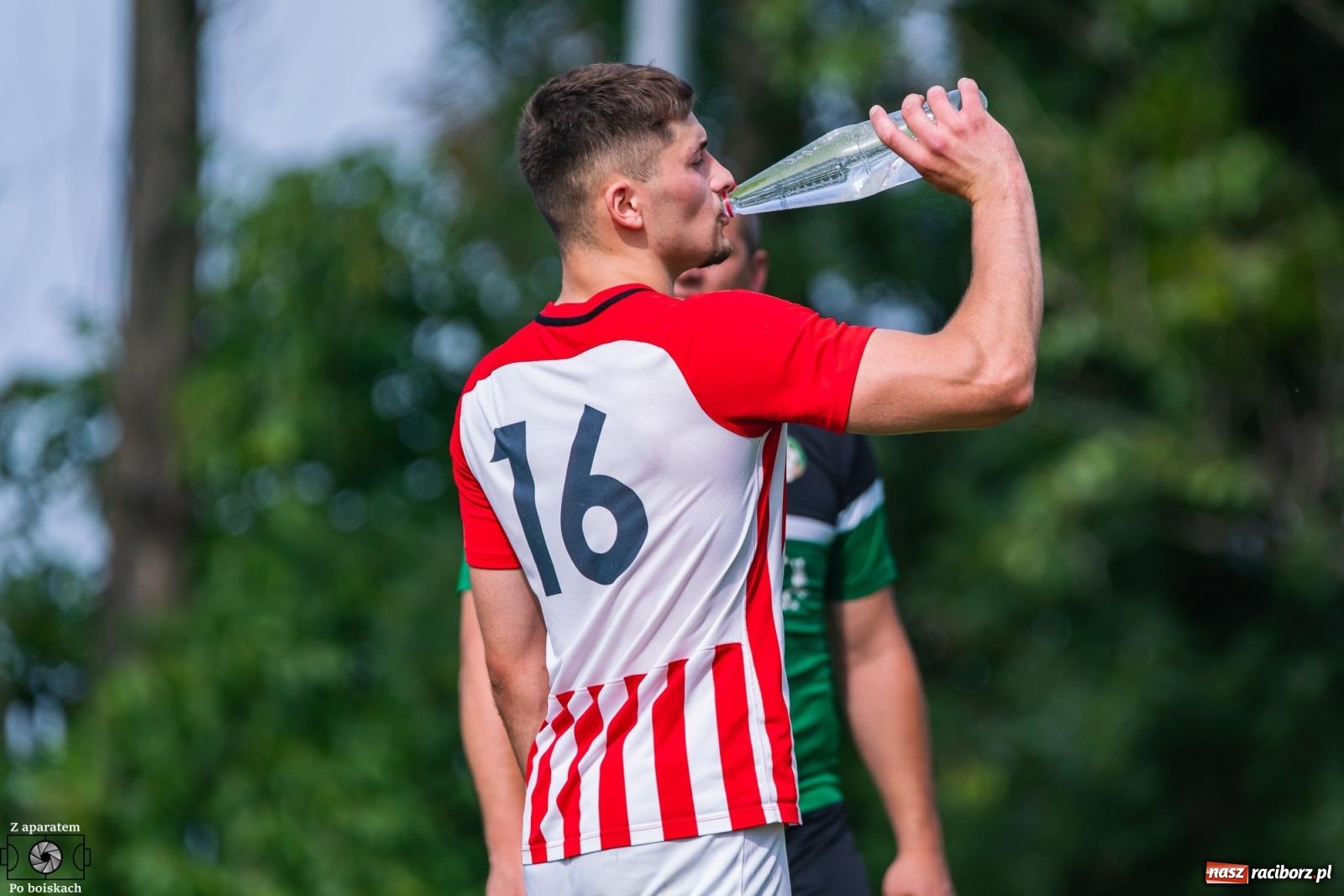 Zdjęcie w galerii na portalu naszraciborz.pl: Derbowe emocje i powrót do A klasy: Owsiszcze górą w barażowym starciu z rezerwami Tworkowa [FOTO] wiadomości z regionu