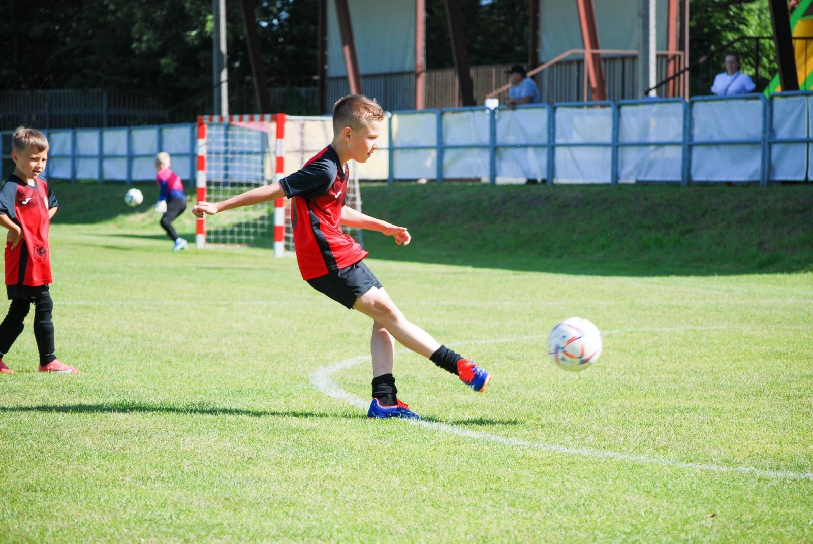 Zdjęcie w galerii na portalu naszraciborz.pl: Międzynarodowy turniej piłkarski w Nędzy – ponad 500 dzieci na boiskach wiadomości z regionu