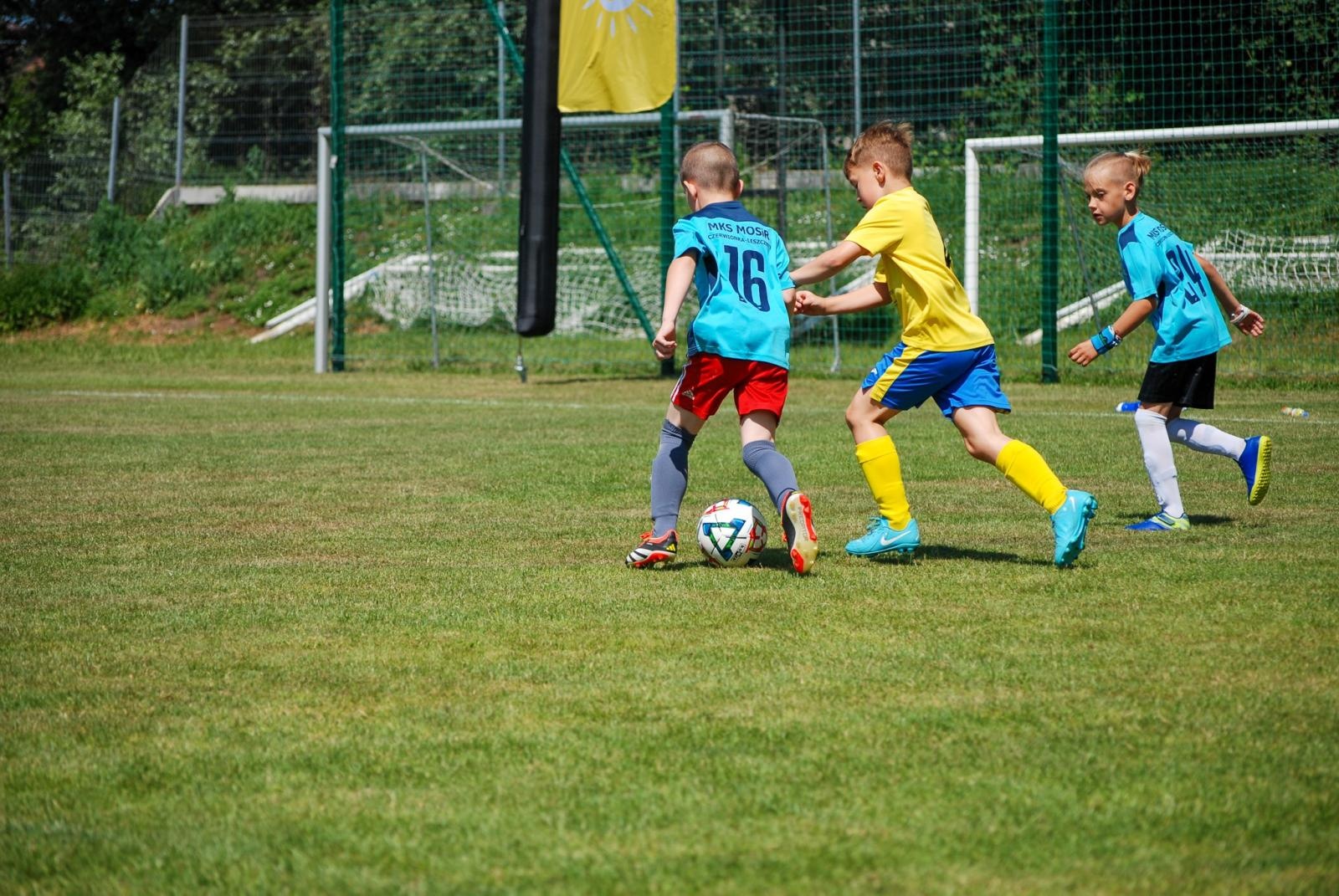 Zdjęcie w galerii na portalu naszraciborz.pl: Międzynarodowy turniej piłkarski w Nędzy – ponad 500 dzieci na boiskach wiadomości z regionu