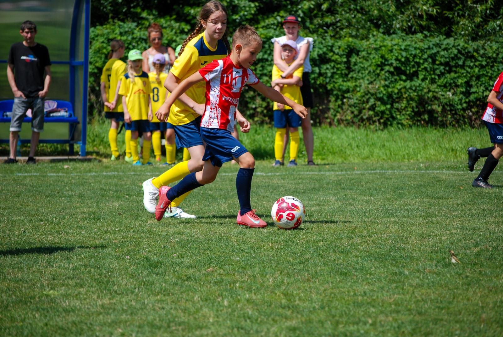Zdjęcie w galerii na portalu naszraciborz.pl: Międzynarodowy turniej piłkarski w Nędzy – ponad 500 dzieci na boiskach wiadomości z regionu