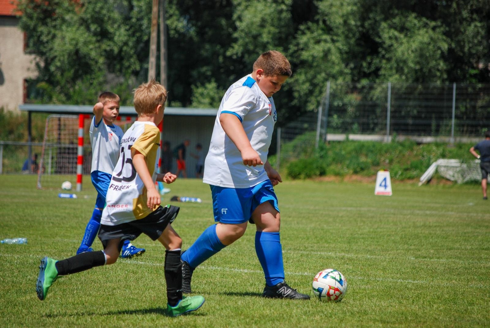 Zdjęcie w galerii na portalu naszraciborz.pl: Międzynarodowy turniej piłkarski w Nędzy – ponad 500 dzieci na boiskach wiadomości z regionu