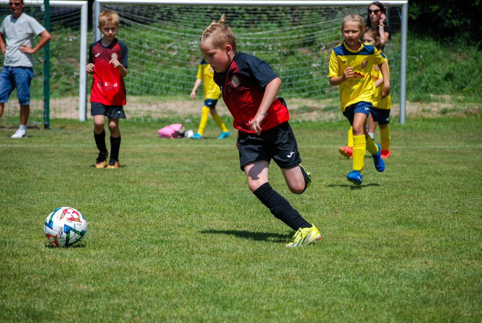 Zdjęcie w galerii na portalu naszraciborz.pl: Międzynarodowy turniej piłkarski w Nędzy – ponad 500 dzieci na boiskach wiadomości z regionu