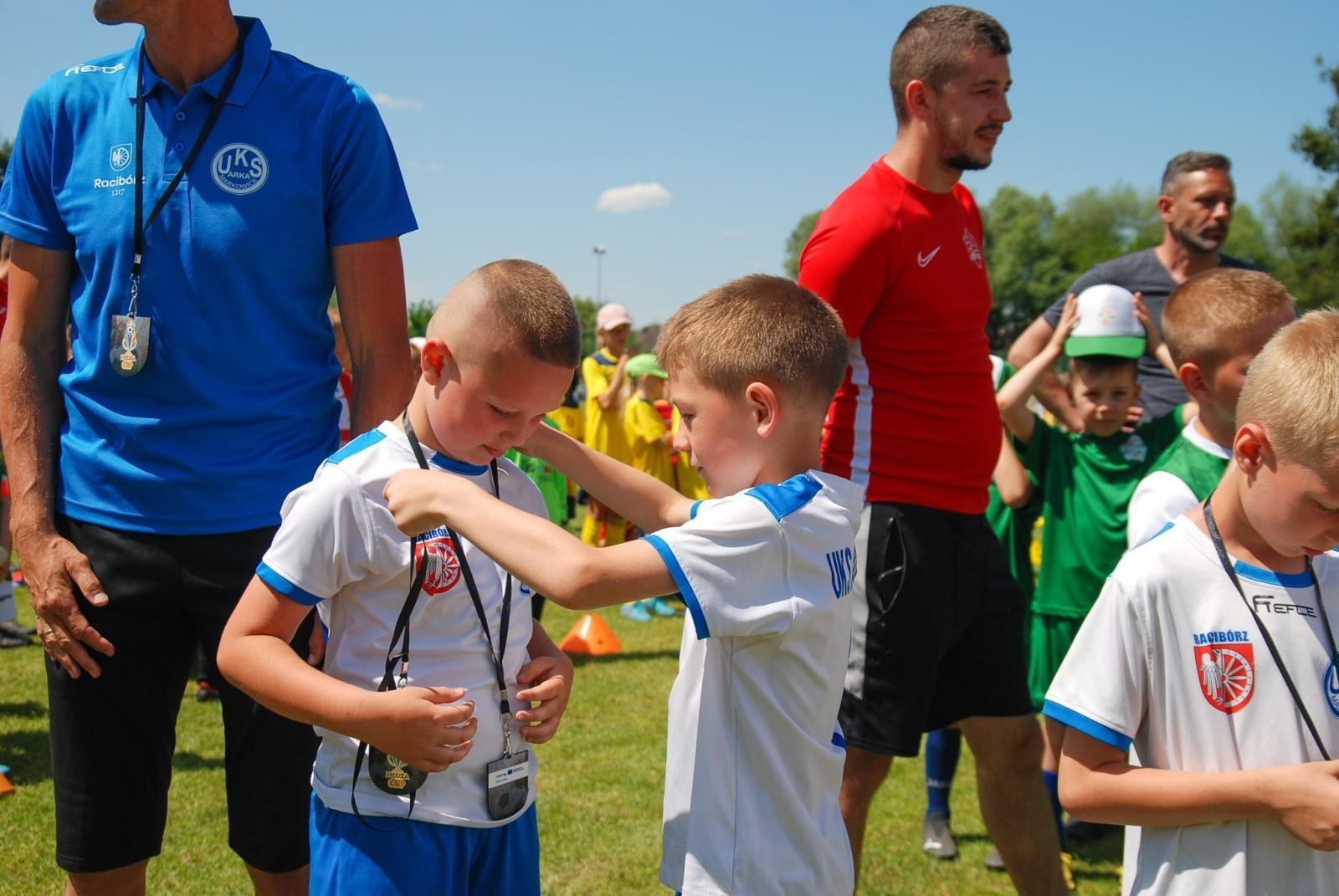 Zdjęcie w galerii na portalu naszraciborz.pl: Międzynarodowy turniej piłkarski w Nędzy – ponad 500 dzieci na boiskach wiadomości z regionu