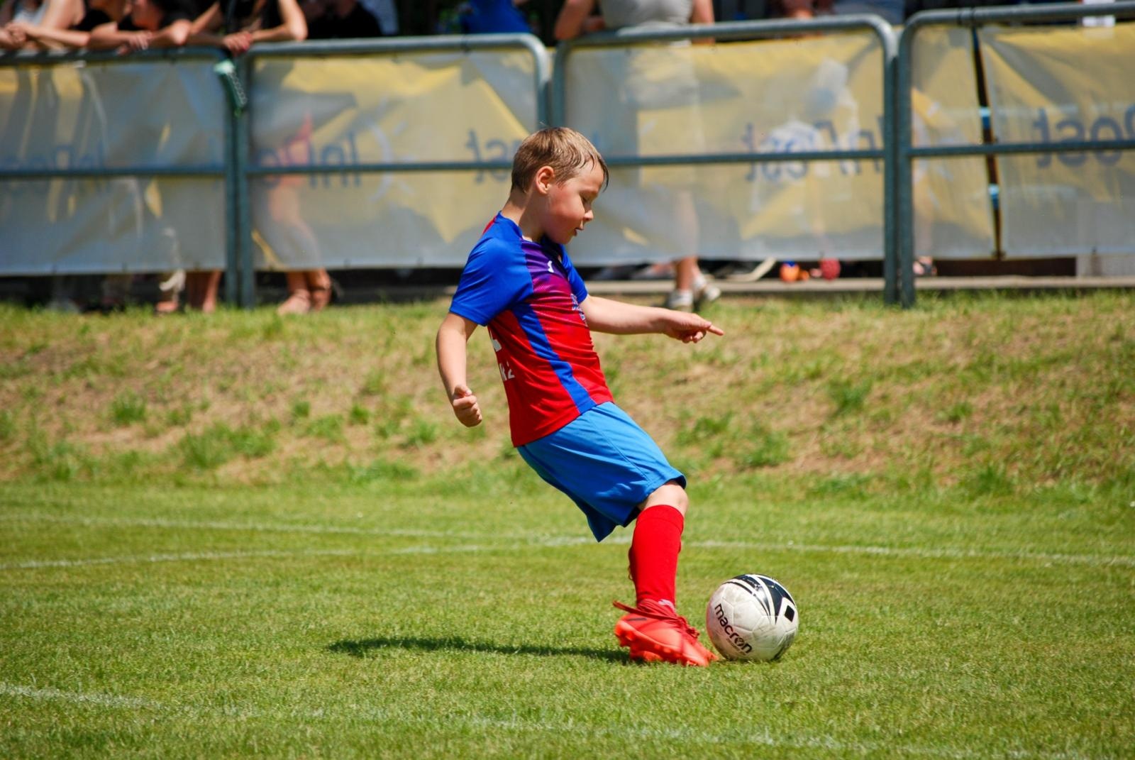 Zdjęcie w galerii na portalu naszraciborz.pl: Międzynarodowy turniej piłkarski w Nędzy – ponad 500 dzieci na boiskach wiadomości z regionu