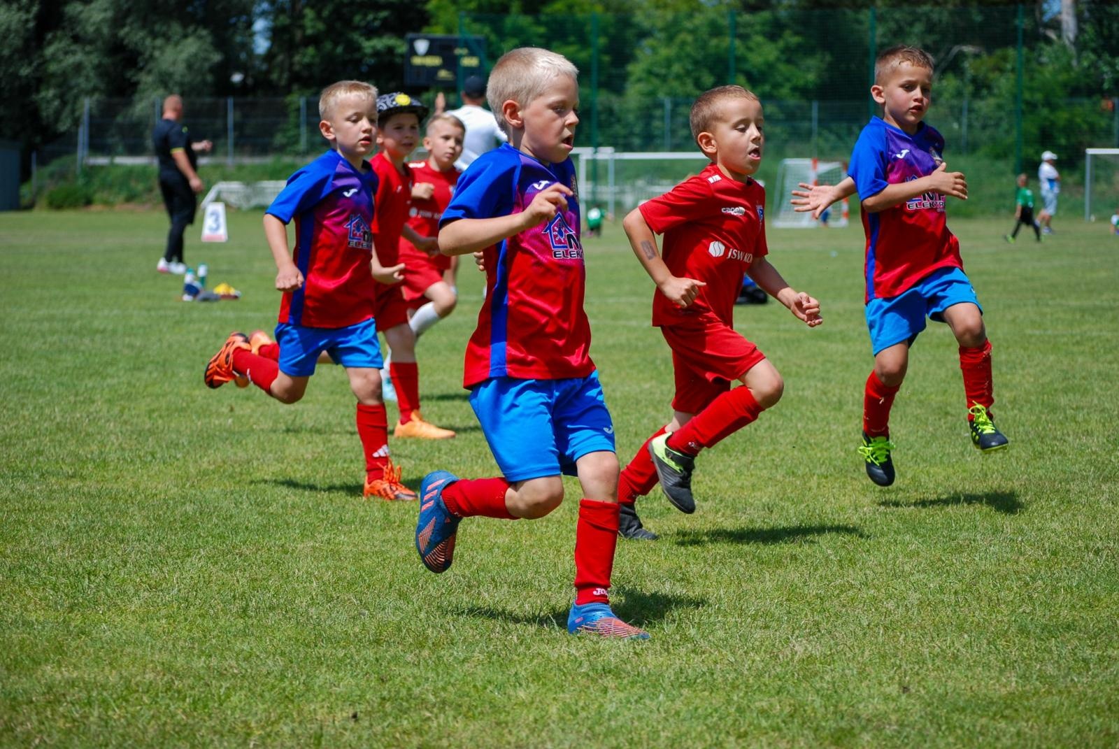 Zdjęcie w galerii na portalu naszraciborz.pl: Międzynarodowy turniej piłkarski w Nędzy – ponad 500 dzieci na boiskach wiadomości z regionu