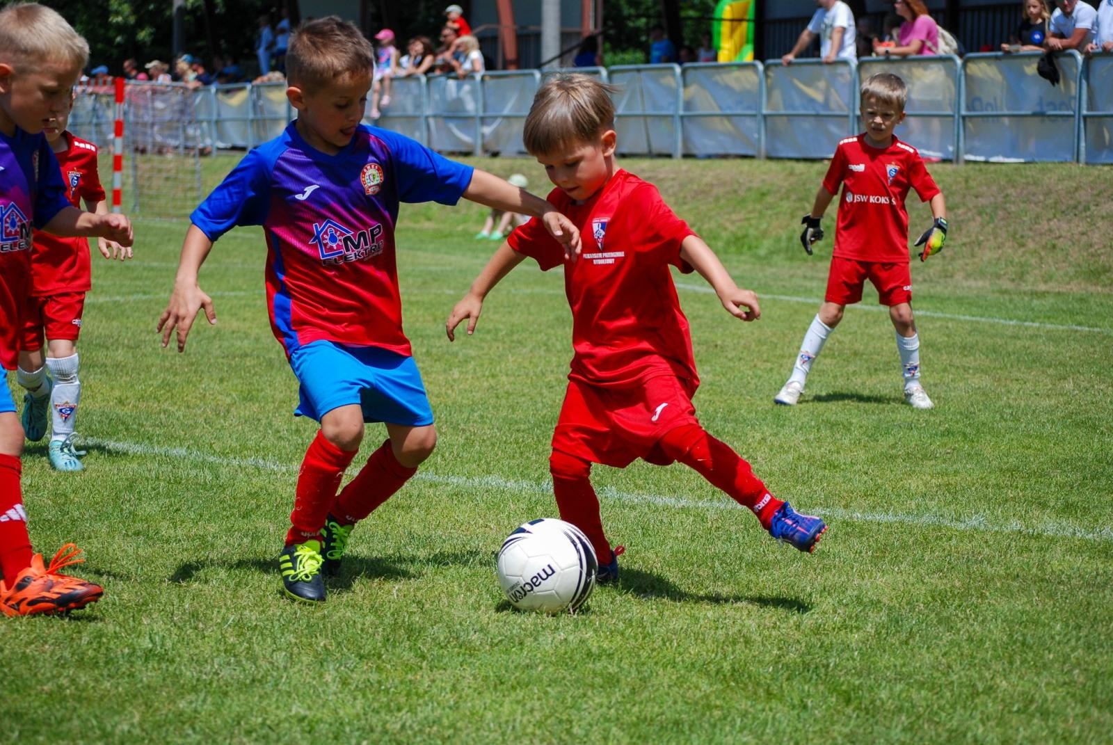 Zdjęcie w galerii na portalu naszraciborz.pl: Międzynarodowy turniej piłkarski w Nędzy – ponad 500 dzieci na boiskach wiadomości z regionu