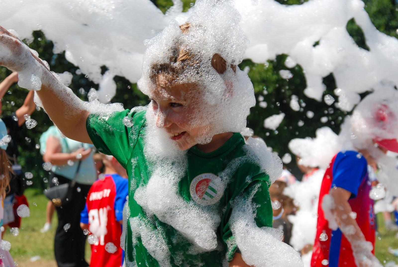 Zdjęcie w galerii na portalu naszraciborz.pl: Międzynarodowy turniej piłkarski w Nędzy – ponad 500 dzieci na boiskach wiadomości z regionu